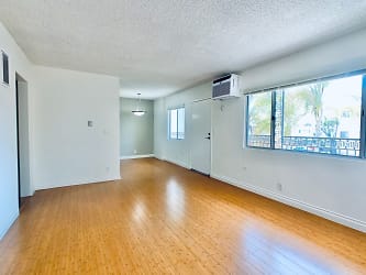 3810 Wade Apartments - Los Angeles, CA