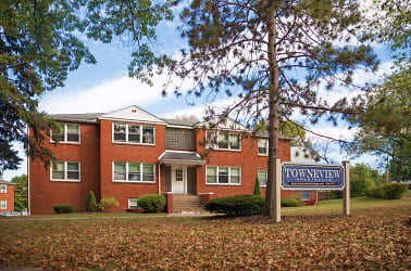 Towneview Apartments - State College, PA