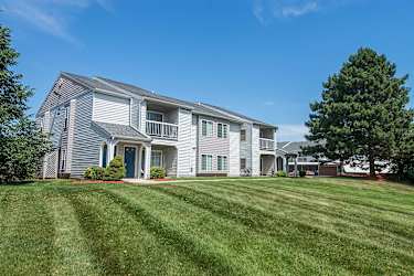 Meadowbrook Village Apartments - Ann Arbor, MI