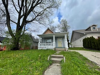 1138 W 30th St - Indianapolis, IN