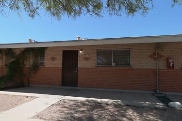 3801 N Country Club Rd - Tucson, AZ