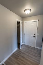 240 NE Fircrest Drive #105 Apartments - Mcminnville, OR