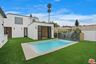 1161 Stearns Dr - Los Angeles, CA