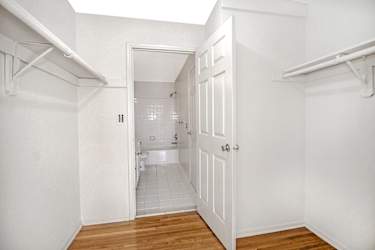 Whiton Hills Apartments - Branchburg, NJ