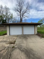 3355 Kinsey Ave - Des Moines, IA