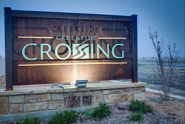 529 Creekside Cir - New Braunfels, TX