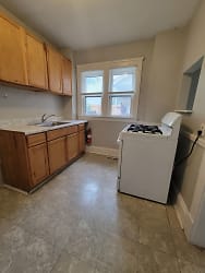 4316 Pearl Rd unit 11 - Cleveland, OH