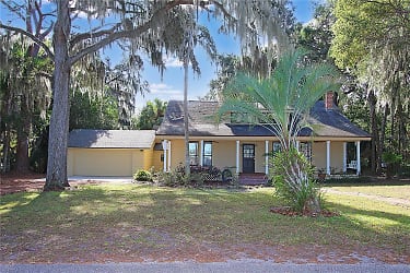 289 W Lakeview Ave - Lake Mary, FL