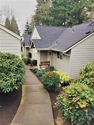 3050 W 17th Ave unit 1780 - Eugene, OR