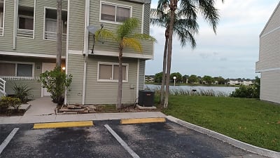 3437 NW 44th St #108 - Lauderdale Lakes, FL