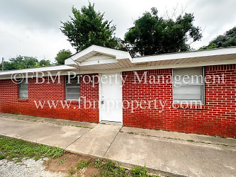 330 W College St - undefined, undefined