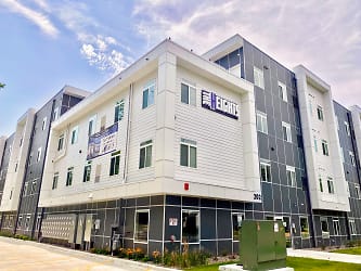 The Heights Student Housing Apartments - undefined, undefined
