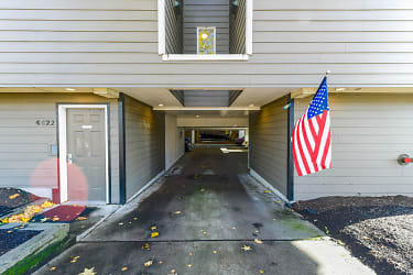 4422 Francis Ave N unit Francis - Seattle, WA