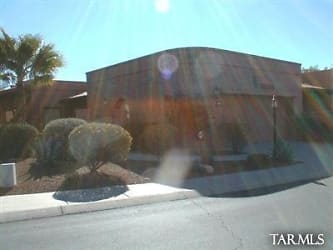 5490 N Via Velazquez - Tucson, AZ