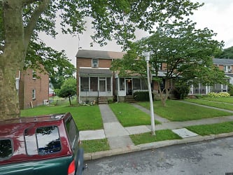 1924 Deering Ave - Baltimore, MD