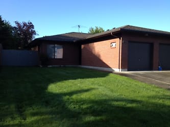 1420 SW Hilary St - Mcminnville, OR