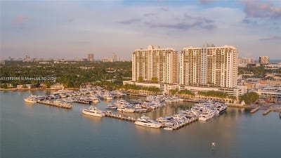 1900 Sunset Harbour Dr #2206 - Miami Beach, FL