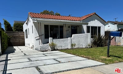 2307 S Highland Ave - Los Angeles, CA