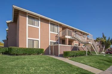 Summer Ridge Apartments - Victorville, CA