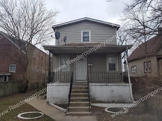 3920 Evergreen St - East Chicago, IN