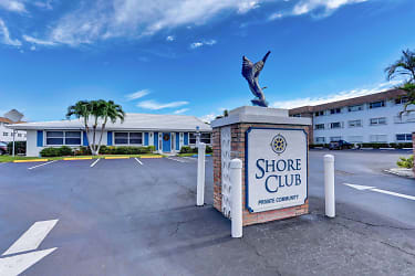 100 Shore Ct #210 - North Palm Beach, FL