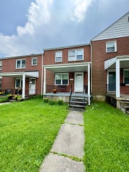11 Wilfred Ct - Towson, MD