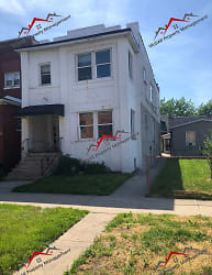 4832 Magoun Ave - East Chicago, IN