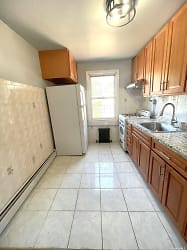 158-31 79th Ave #2ND - Queens, NY