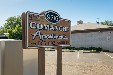 9716 Comanche Rd NE - Albuquerque, NM