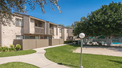 Spring Tree Apartments - Chino, CA