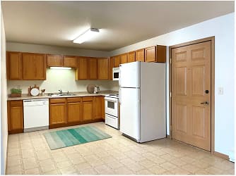 Campus Place 7 And 8 Apartments - Grand Forks, ND