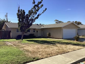 36 Fairview Ave - Gustine, CA
