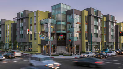 Parc On Powell Apartments - Emeryville, CA