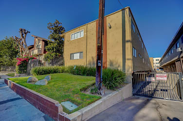 5330 Corteen Apartments - Valley Village, CA