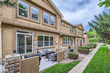 2698 Avalanche Heights - Colorado Springs, CO