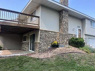 1424 Oak Leaf Ln unit 1 - Burnsville, MN