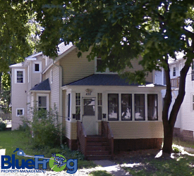422 N Maple Ave - Green Bay, WI