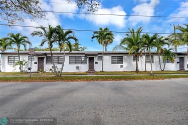 1118 S 17th Ave - Hollywood, FL
