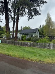 417 W second Ave - Sutherlin, OR