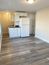 18 Imperial St unit 105 - Old Orchard Beach, ME