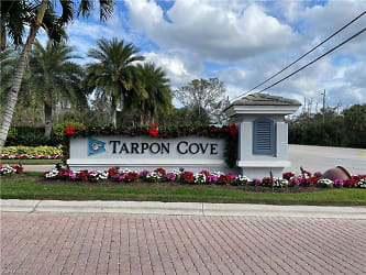 1035 Tarpon Cove Dr #202 - Naples, FL