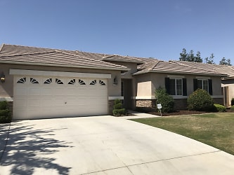 12118 Great Country Dr - Bakersfield, CA