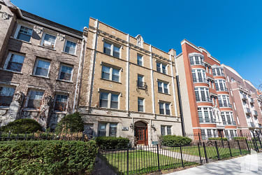 648 W Wrightwood Ave unit 304 - Chicago, IL