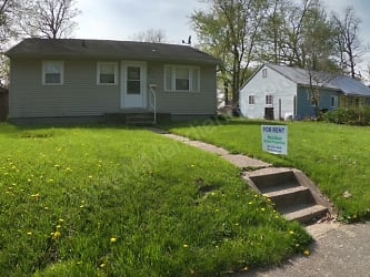 4746 Holton Ave - Fort Wayne, IN