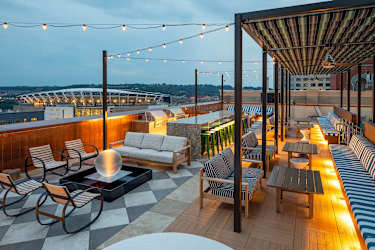 City Club Apartments / CBD Cincinnati - Cincinnati, OH