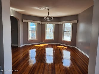 27 McClellan St #2ND - undefined, undefined
