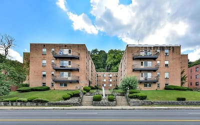 5600 Fifth Ave unit 5600 D207 - Pittsburgh, PA