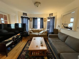 67 Willow Ave unit 2 - Somerville, MA