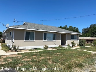 220 Mulberry Ave - Red Bluff, CA