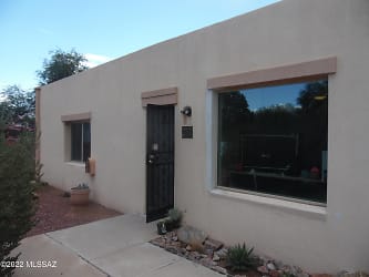 313 W Palmdale St - Tucson, AZ